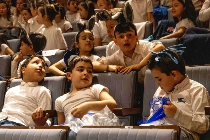 FOTOS | 500 ni&ntilde;os participan en la interpretaci&oacute;n de 'El Carnaval de los Animales' en el Conserv