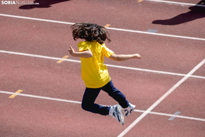 Medio millar de escolares conviven en el encuentro Intercras / Isaac Cosin Gil