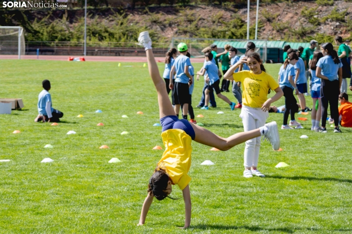 Medio millar de escolares conviven en el encuentro Intercras / Isaac Cosin Gil