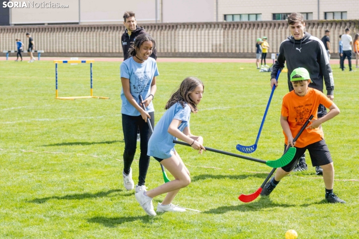 Medio millar de escolares conviven en el encuentro Intercras / Isaac Cosin Gil