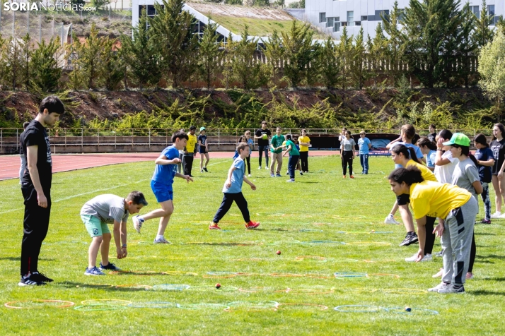 Medio millar de escolares conviven en el encuentro Intercras / Isaac Cosin Gil