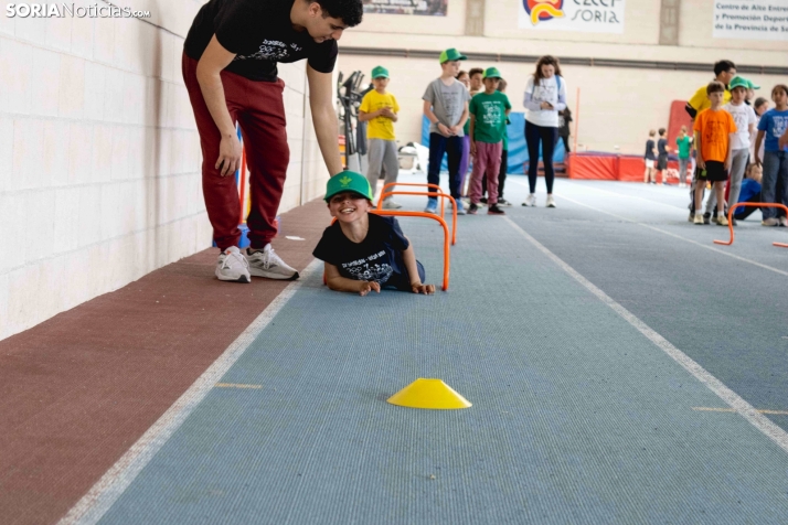 Medio millar de escolares conviven en el encuentro Intercras / Isaac Cosin Gil