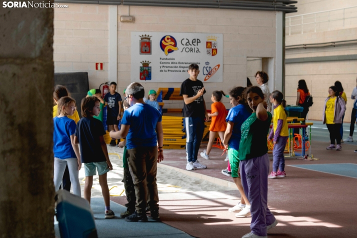 Medio millar de escolares conviven en el encuentro Intercras / Isaac Cosin Gil