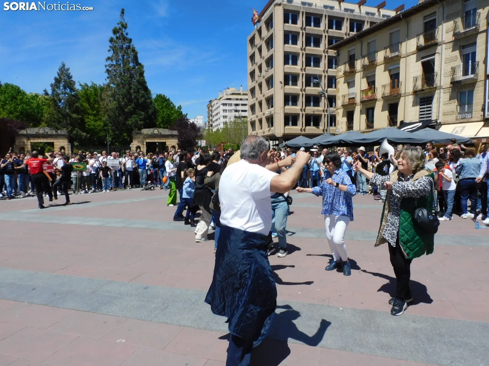 Foto 10 - As&iacute; ha sonado el D&iacute;a del Dulzainero en Soria: m&uacute;sica y ambiente como preludio de San Juan