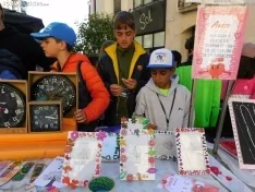 Foto 33 - FOTOS Y NOTICIA | Peque&ntilde;os grandes emprendedores: 250 alumnos se instalan en la plaza del Rosel y San Blas con sus "empresas casi reales"