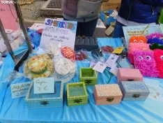 Foto 29 - FOTOS Y NOTICIA | Peque&ntilde;os grandes emprendedores: 250 alumnos se instalan en la plaza del Rosel y San Blas con sus "empresas casi reales"