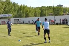 Foto 10 - El Calasanz B destroza el invicto del Golmayo-Camaretas... &iexcl;ganando la Copa Diputaci&oacute;n!