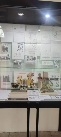 Foto 3 - El IES Machado acoge una exposici&oacute;n con 40 a&ntilde;os de historia sanjuanera