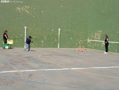 Foto 4 - Risas, juegos y solidaridad: el colegio de Almajano se vuelca contra el cáncer infantil con juegos populares