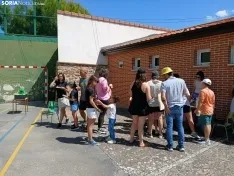 Foto 30 - Risas, juegos y solidaridad: el colegio de Almajano se vuelca contra el c&aacute;ncer infantil con juegos populares
