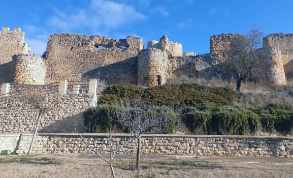 Últimos días para salvar la muralla medieval del castillo de Berlanga