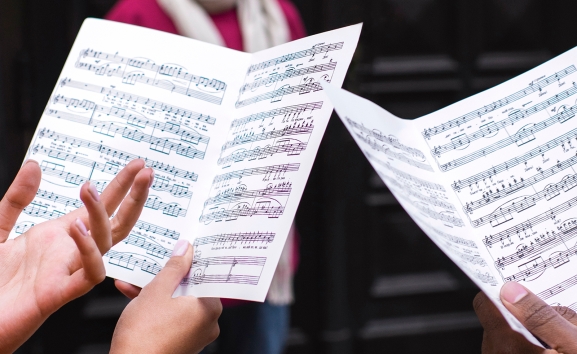 Así será De la Oscuridad a la Luz, el concierto que une generaciones en el Palacio Ducal de Medinaceli: Horarios y entradas