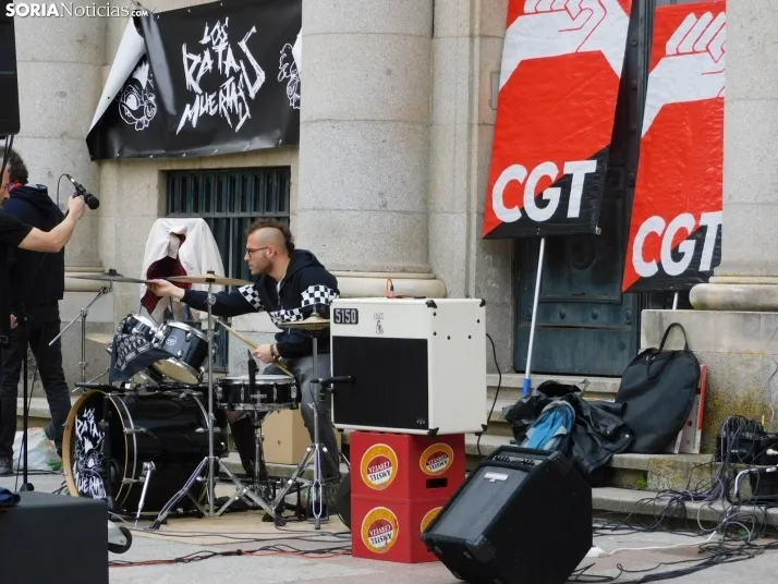 GALER&Iacute;A | M&aacute;s de 300 personas se concentran por el 1 de Mayo en Soria