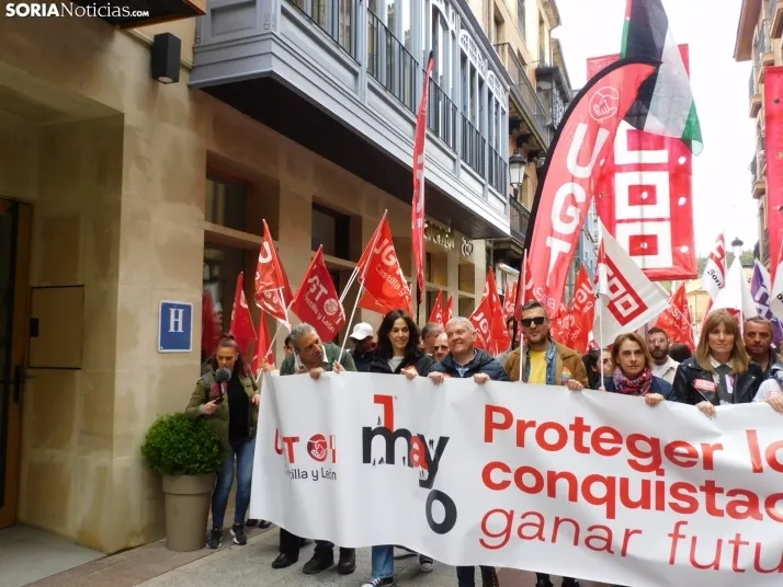 GALER&Iacute;A | M&aacute;s de 300 personas se concentran por el 1 de Mayo en Soria