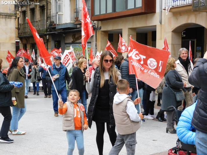 GALER&Iacute;A | M&aacute;s de 300 personas se concentran por el 1 de Mayo en Soria