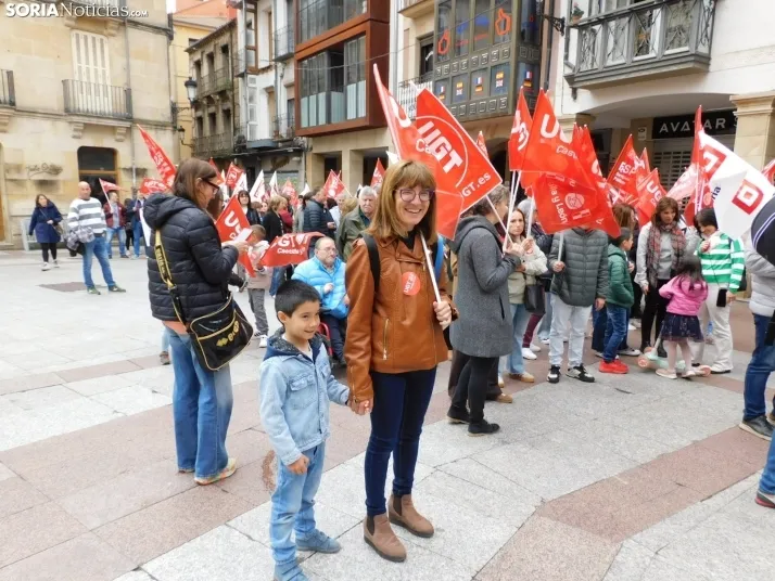 GALER&Iacute;A | M&aacute;s de 300 personas se concentran por el 1 de Mayo en Soria