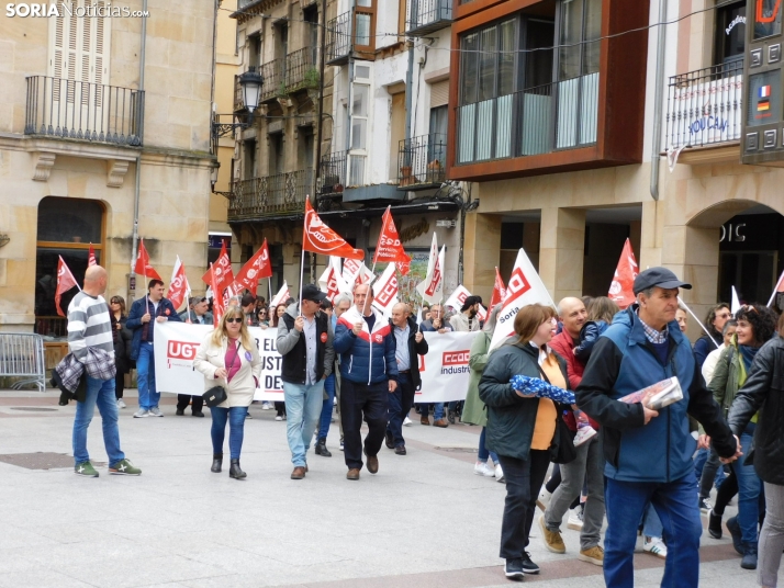 GALER&Iacute;A | M&aacute;s de 300 personas se concentran por el 1 de Mayo en Soria