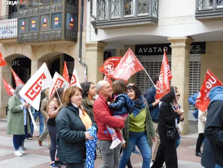 GALER&Iacute;A | M&aacute;s de 300 personas se concentran por el 1 de Mayo en Soria