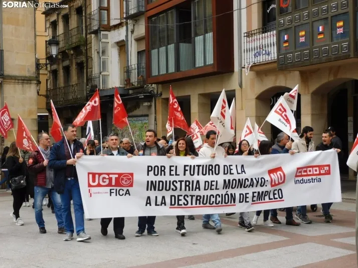 GALER&Iacute;A | M&aacute;s de 300 personas se concentran por el 1 de Mayo en Soria