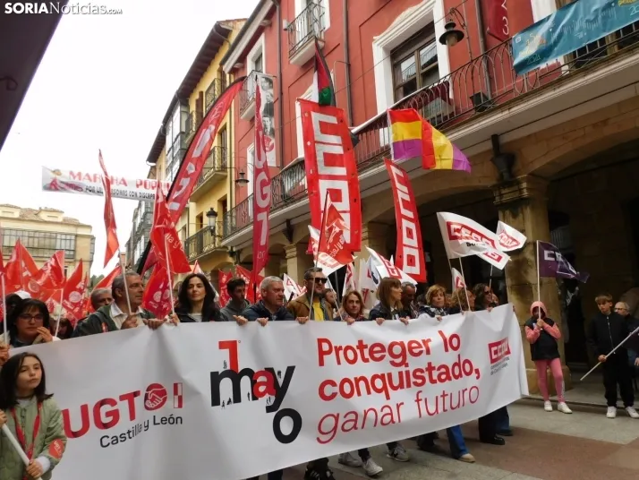 GALER&Iacute;A | M&aacute;s de 300 personas se concentran por el 1 de Mayo en Soria