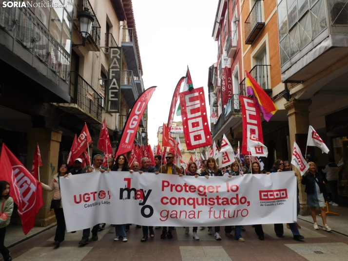 GALER&Iacute;A | M&aacute;s de 300 personas se concentran por el 1 de Mayo en Soria