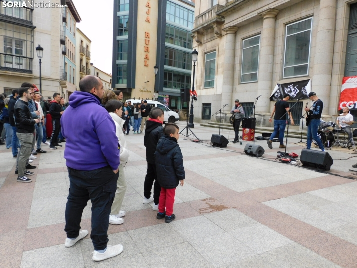 GALER&Iacute;A | M&aacute;s de 300 personas se concentran por el 1 de Mayo en Soria