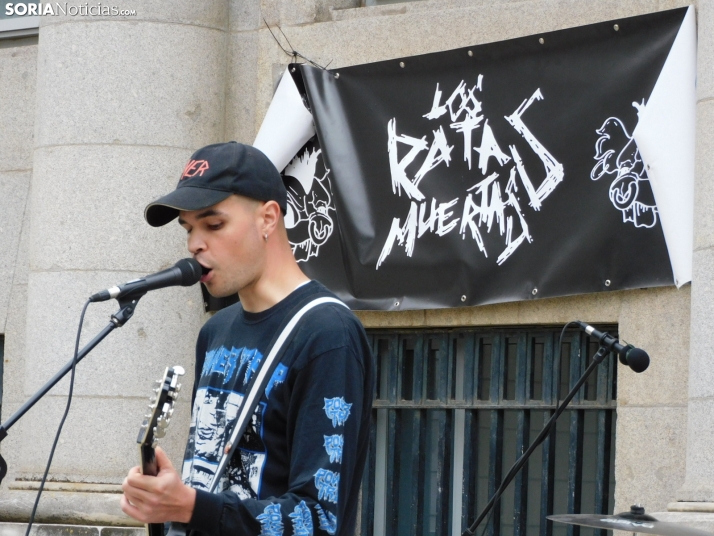 GALER&Iacute;A | M&aacute;s de 300 personas se concentran por el 1 de Mayo en Soria