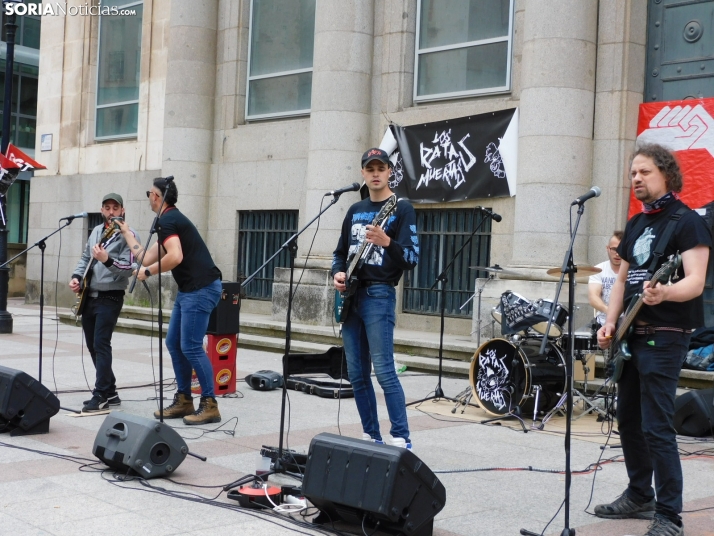 GALER&Iacute;A | M&aacute;s de 300 personas se concentran por el 1 de Mayo en Soria