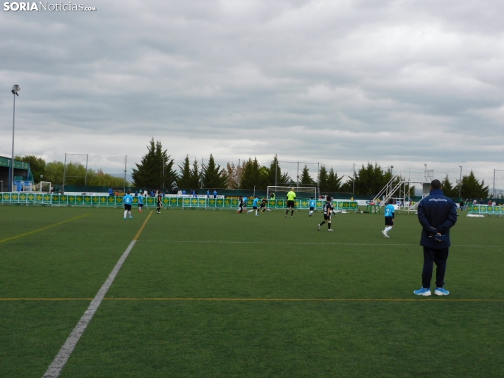 EN FOTOS | &iexcl;Mini cracks en acci&oacute;n! Soria vibra con el f&uacute;tbol base que se juega en la Ciuda