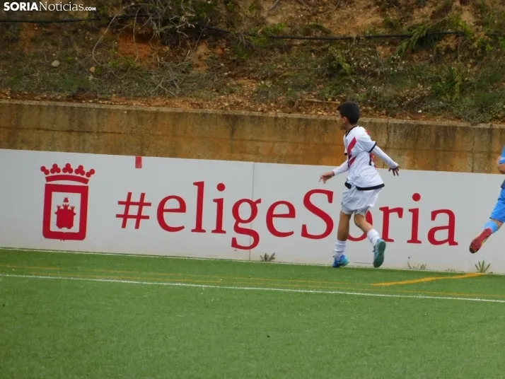 EN FOTOS | &iexcl;Mini cracks en acci&oacute;n! Soria vibra con el f&uacute;tbol base que se juega en la Ciuda