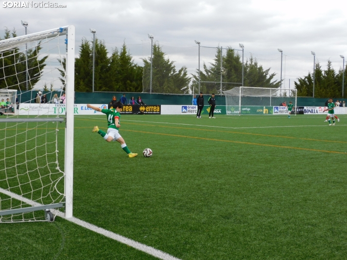 EN FOTOS | &iexcl;Mini cracks en acci&oacute;n! Soria vibra con el f&uacute;tbol base que se juega en la Ciuda