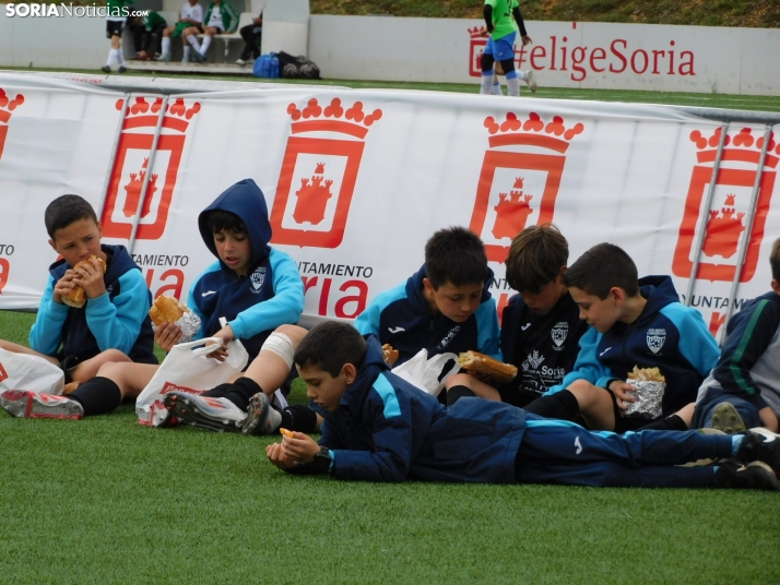 EN FOTOS | &iexcl;Mini cracks en acci&oacute;n! Soria vibra con el f&uacute;tbol base que se juega en la Ciuda