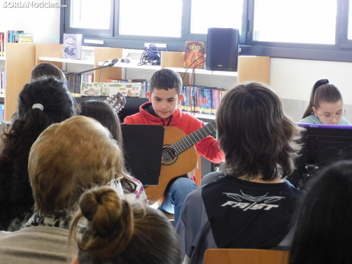 GALER&Iacute;A | Golmayo da la nota en su II Marat&oacute;n Musical con &eacute;xitos de La Bella y la Bestia,