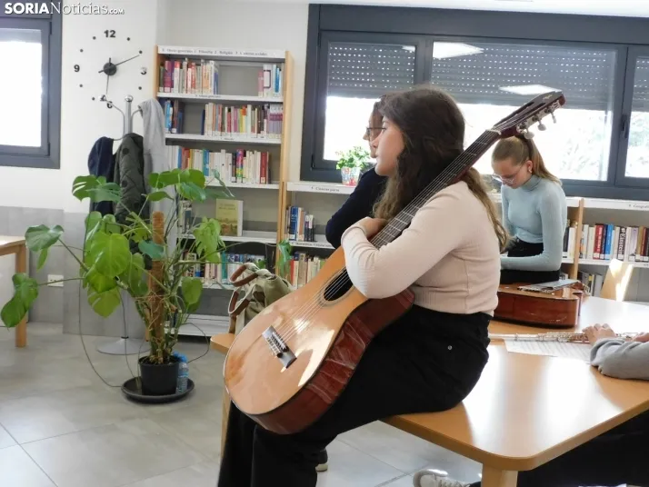 GALER&Iacute;A | Golmayo da la nota en su II Marat&oacute;n Musical con &eacute;xitos de La Bella y la Bestia,