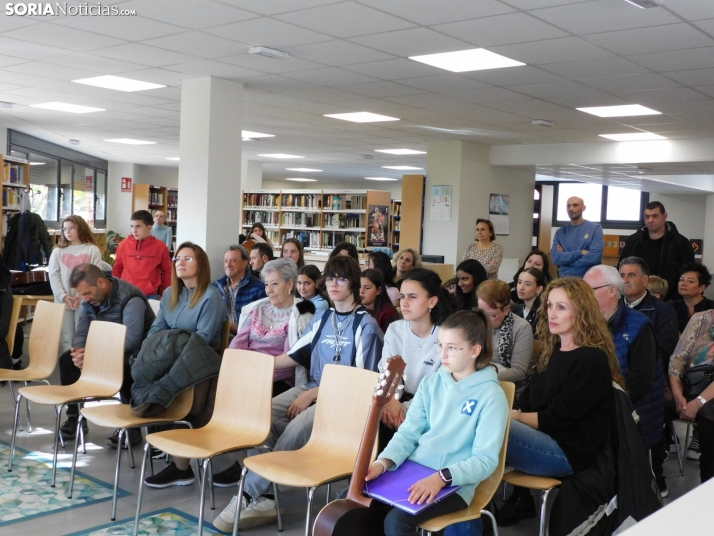 GALER&Iacute;A | Golmayo da la nota en su II Marat&oacute;n Musical con &eacute;xitos de La Bella y la Bestia,