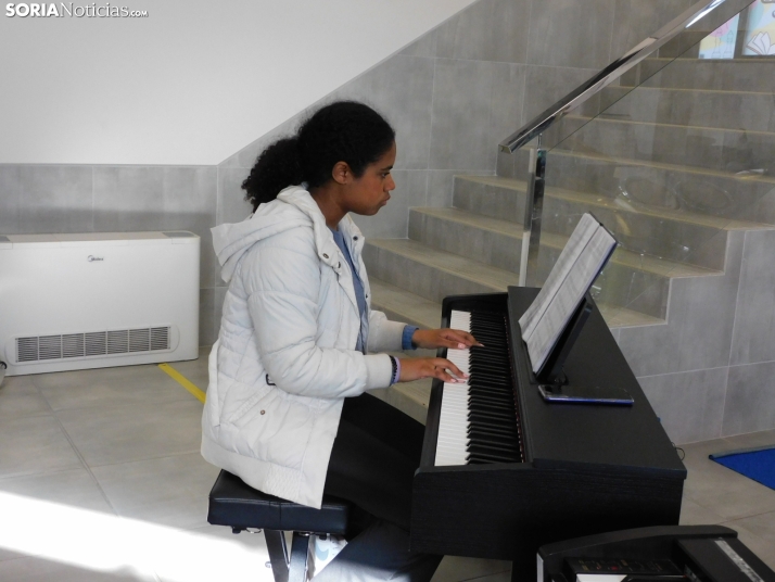 GALER&Iacute;A | Golmayo da la nota en su II Marat&oacute;n Musical con &eacute;xitos de La Bella y la Bestia,