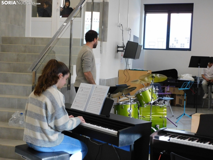 GALER&Iacute;A | Golmayo da la nota en su II Marat&oacute;n Musical con &eacute;xitos de La Bella y la Bestia,