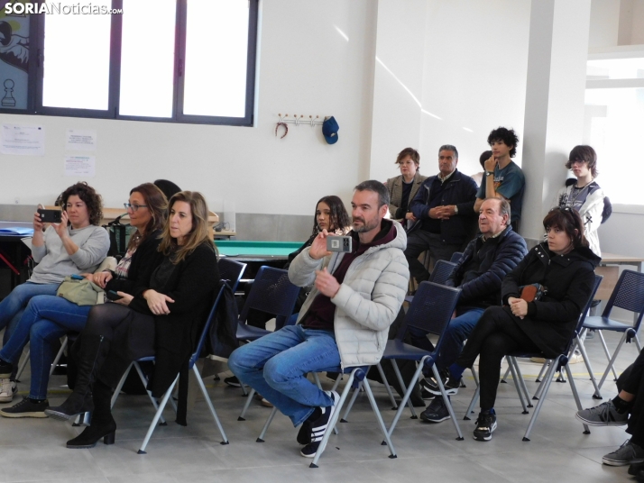 GALER&Iacute;A | Golmayo da la nota en su II Marat&oacute;n Musical con &eacute;xitos de La Bella y la Bestia,