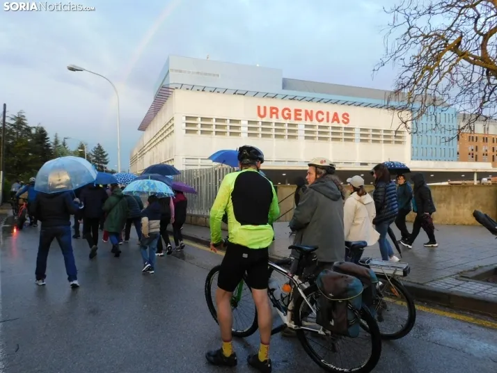 GALER&Iacute;A | Ni la lluvia, ni el fr&iacute;o, ni el granizo: nada detiene a los ciclistas de Pedalovida en