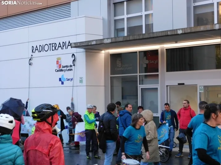 GALER&Iacute;A | Ni la lluvia, ni el fr&iacute;o, ni el granizo: nada detiene a los ciclistas de Pedalovida en