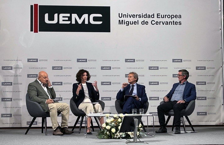 Así combate Castilla y León la amenaza de las superbacterias: diez acreditaciones nacionales y laboratorios de vanguardia