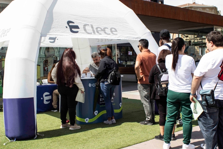 Decenas de sorianos apuran en Mariano Granados las &uacute;ltimas horas para encontrar un empleo en la provinc