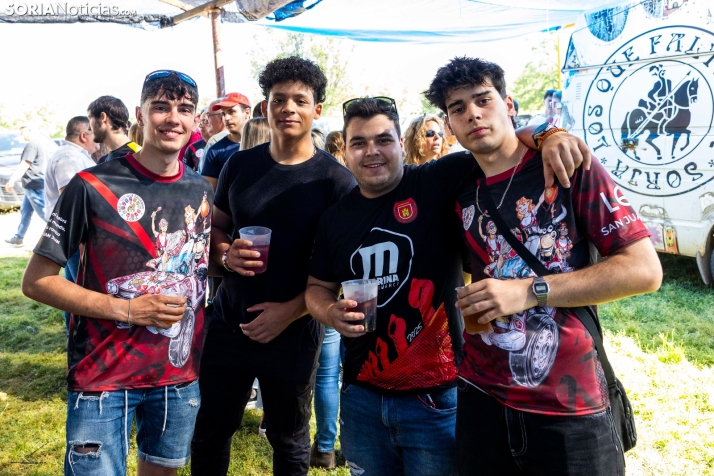 Desencajonamiento en Valonsadero 2025./ Viksar Fotografía