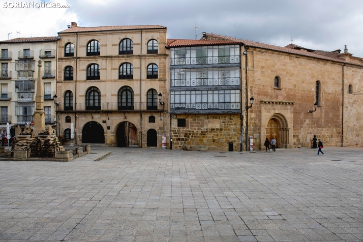 Un paseo fotográfico por el Collado un lunes cualquiera del mes de mayo / Isaac Cosin Gil