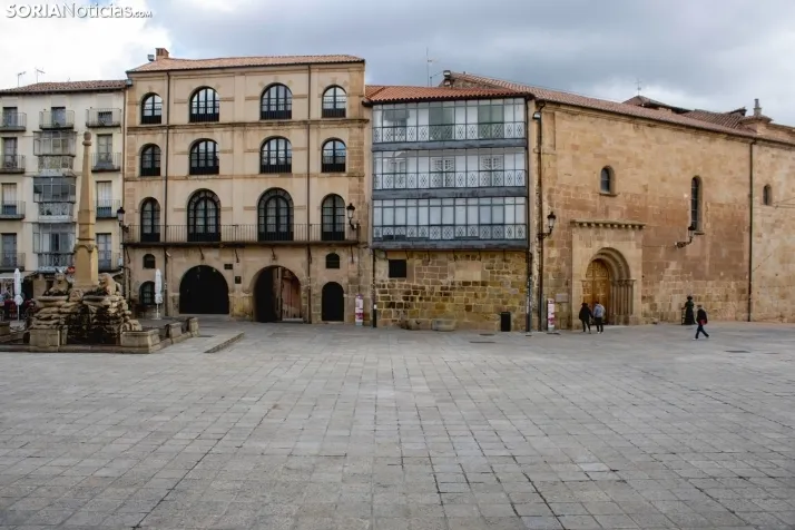 Un paseo fotográfico por el Collado un lunes cualquiera del mes de mayo / Isaac Cosin Gil