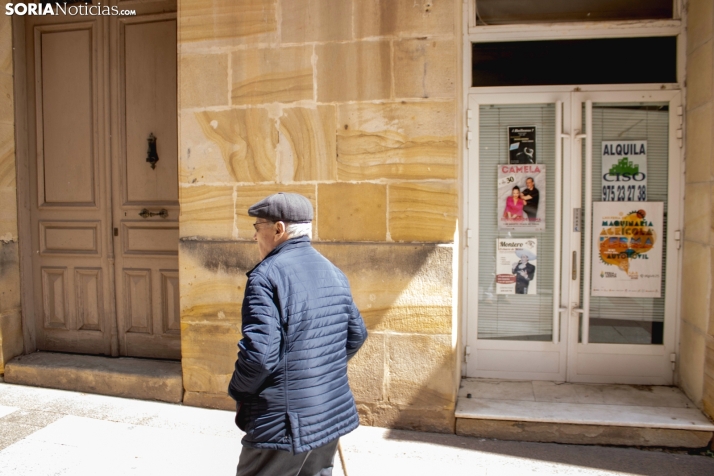 Un paseo fotográfico por el Collado un lunes cualquiera del mes de mayo / Isaac Cosin Gil
