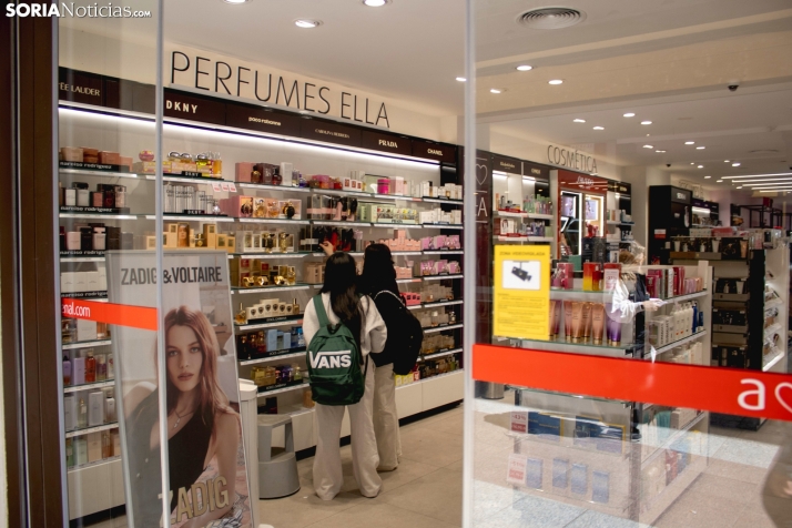 Un paseo fotográfico por el Collado un lunes cualquiera del mes de mayo / Isaac Cosin Gil