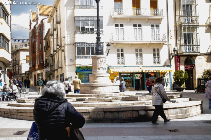 Un paseo fotográfico por el Collado un lunes cualquiera del mes de mayo / Isaac Cosin Gil