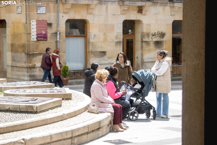 Un paseo fotográfico por el Collado un lunes cualquiera del mes de mayo / Isaac Cosin Gil