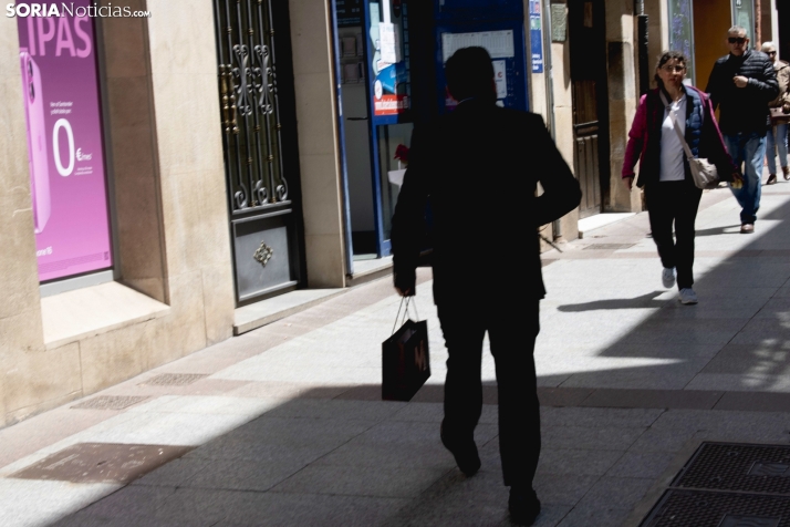 Un paseo fotográfico por el Collado un lunes cualquiera del mes de mayo / Isaac Cosin Gil